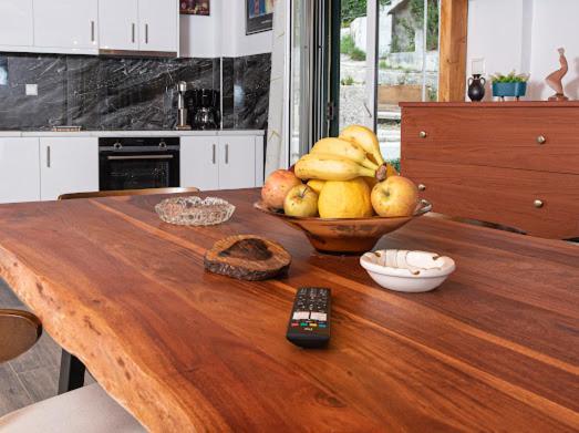 Christos Appartments Lazaráta エクステリア 写真