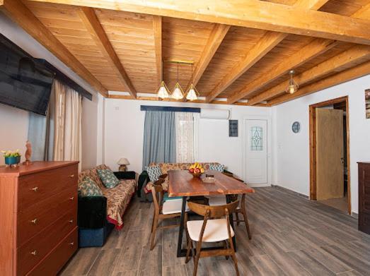 Christos Appartments Lazaráta エクステリア 写真