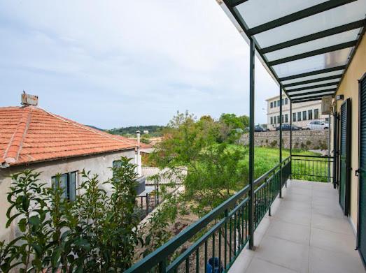 Christos Appartments Lazaráta エクステリア 写真
