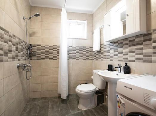 Christos Appartments Lazaráta エクステリア 写真